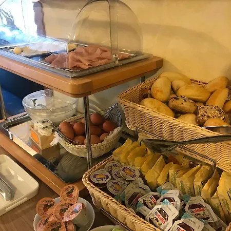 サン カルロ ホテル メストレ