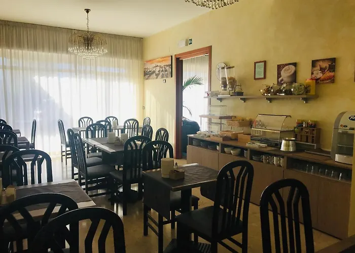 圣卡罗酒店 3*