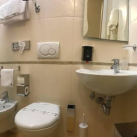 San Carlo Hotel 3*