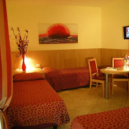 圣卡罗酒店 3* 梅斯特雷